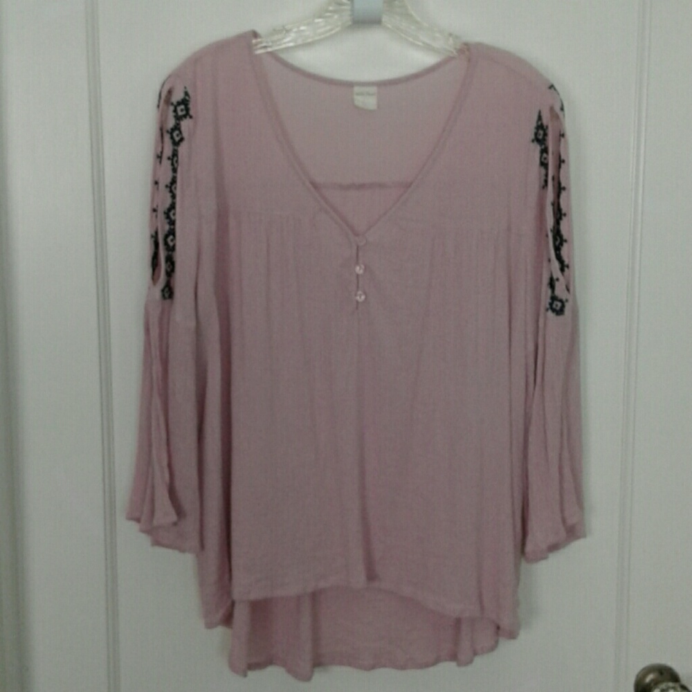 Pink Pheasant Blouse Embroidery Open Sleeves